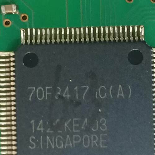 70F3417GC(A)  UPD70F3417GC(A)  汽车电脑板CPU芯片 拆车割板