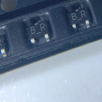 B_R B.R  R-R 汽车主机板PNP晶体三极管2SB1218A-R(TX)  SOT323-3