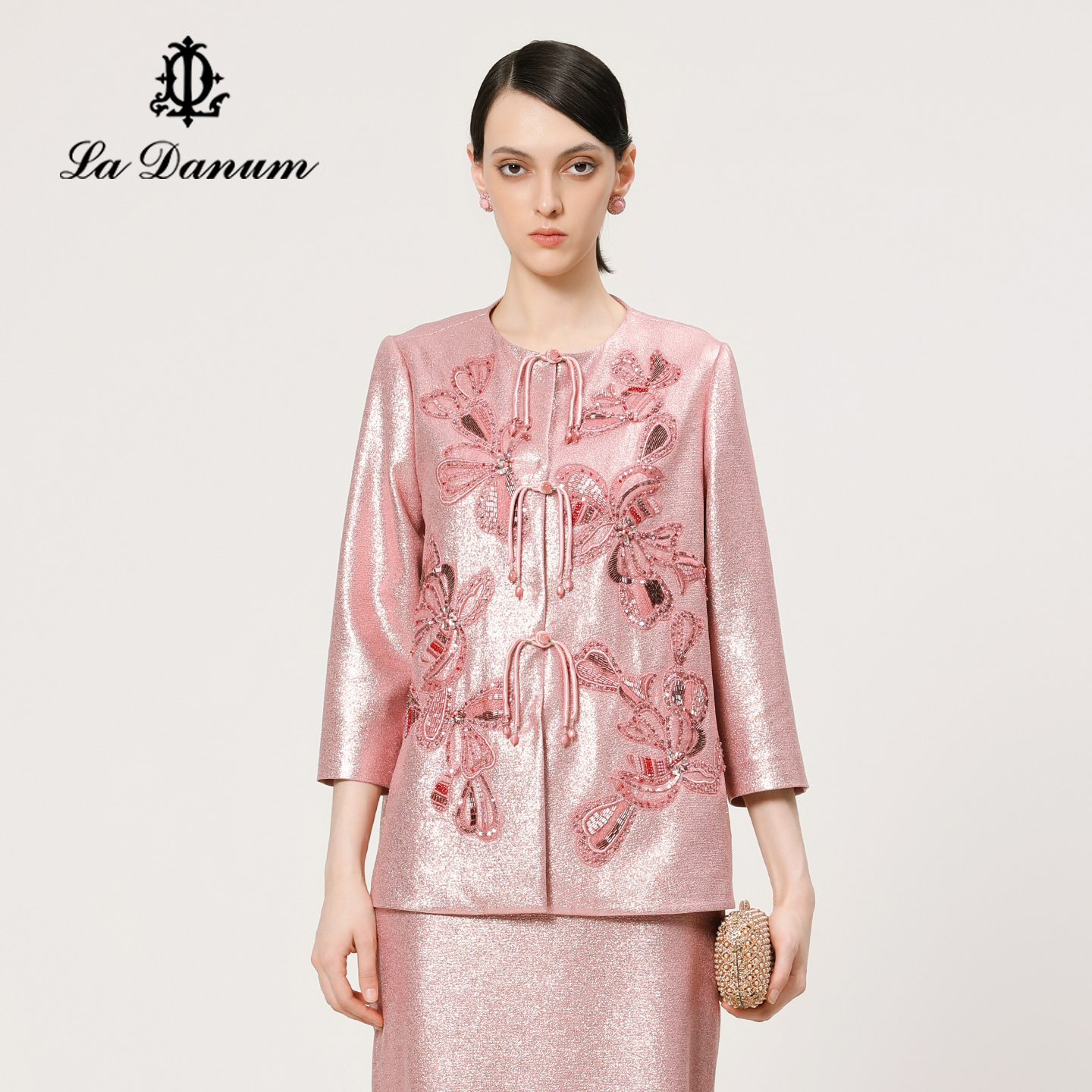 阿丹娜新中式粉色钉珠绣花外套