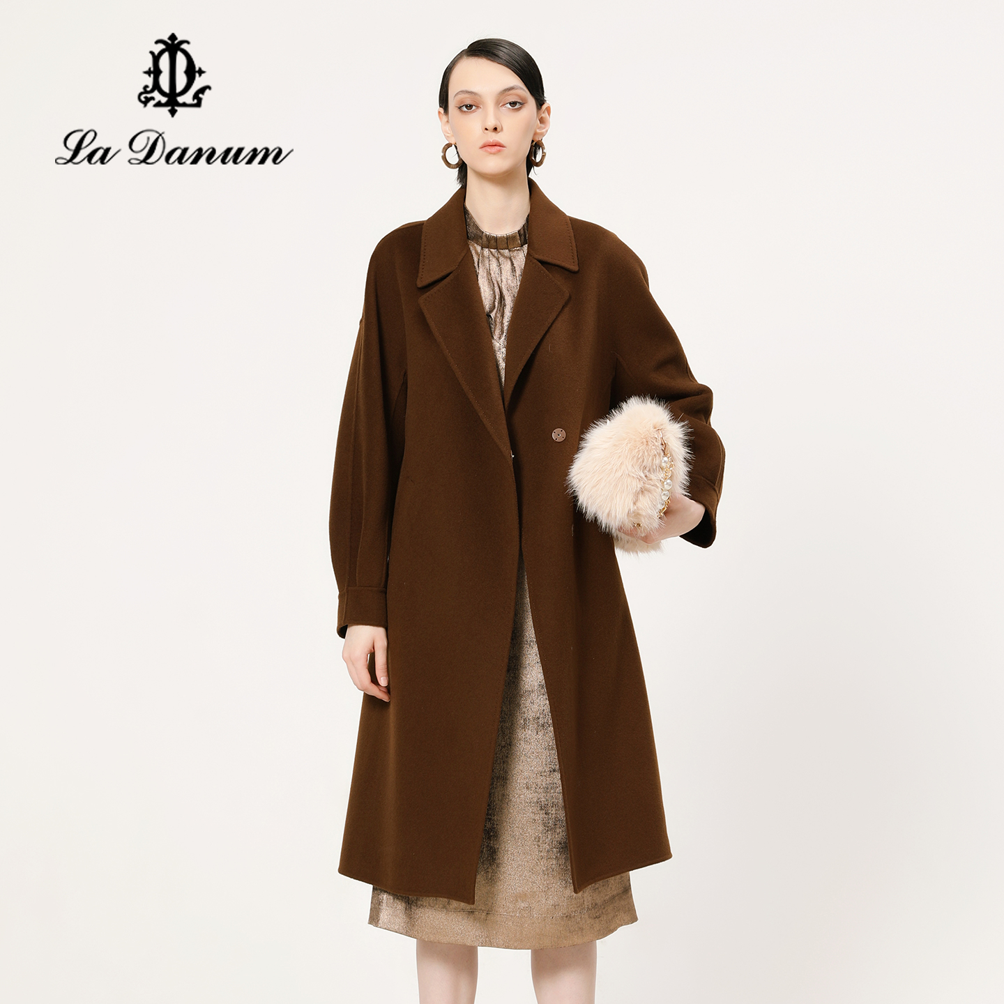 阿丹娜棕色翻领羊毛双面呢大衣