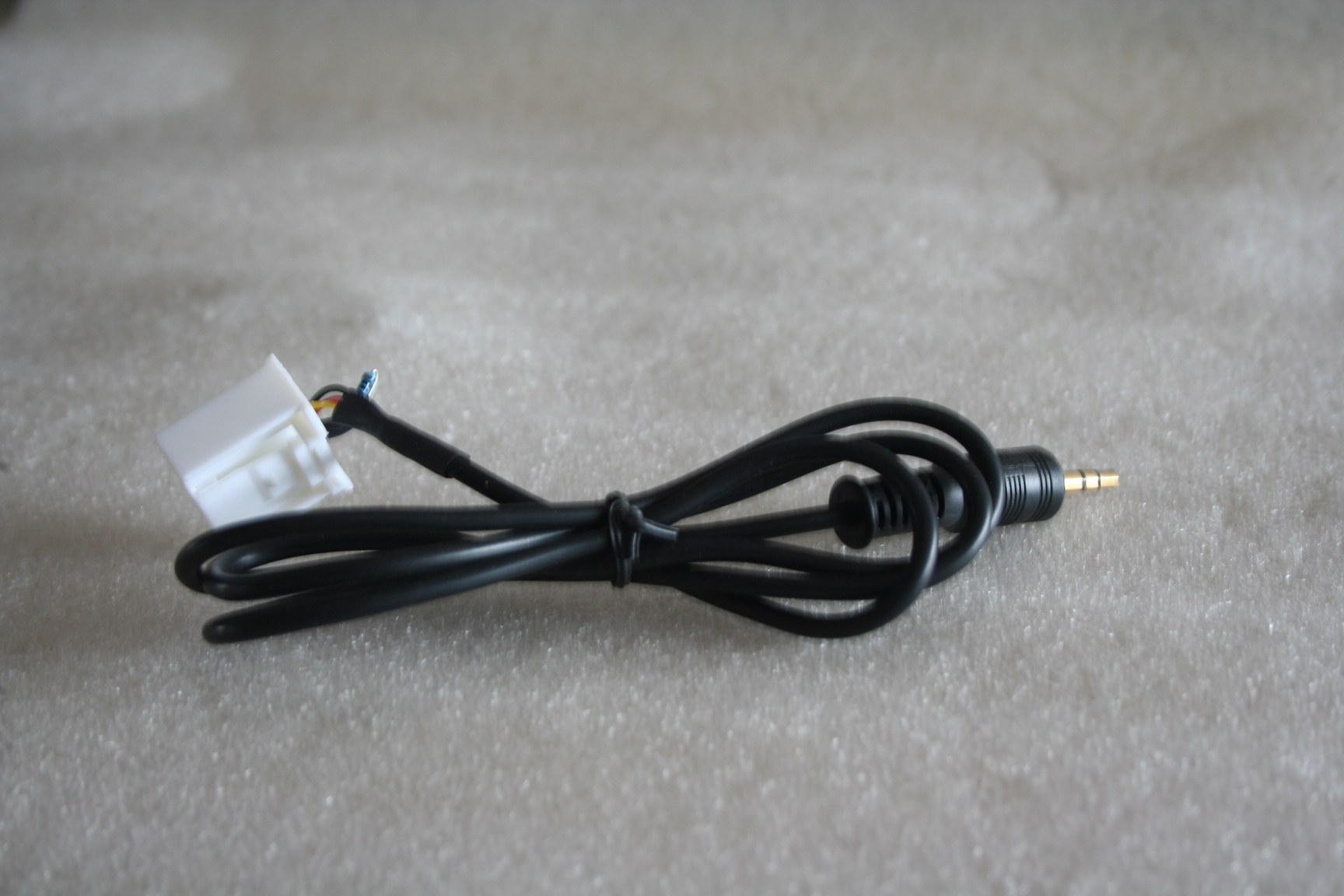 汉兰达凯美瑞RAV4专用aux插头