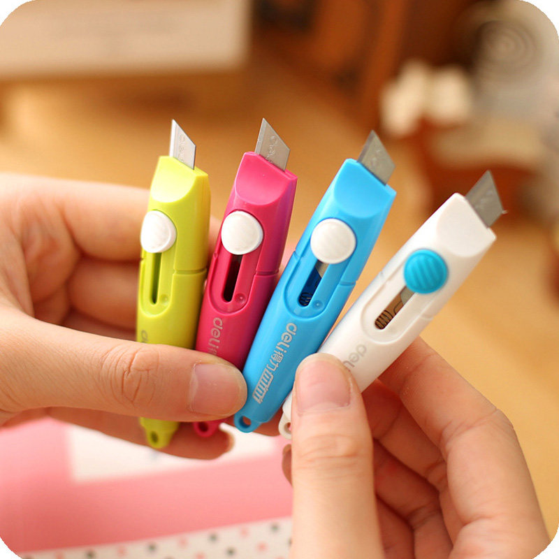 得力文具 2020迷你便携小号美工刀 带挂孔办公裁剪 切割刀 拆信刀