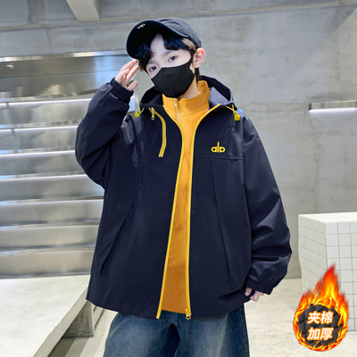 男童羽绒三合一冲锋衣2025新款