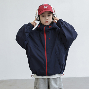 儿童装男童外套春秋款2026新款春季冲锋衣酷帅中大童男孩春装衣服