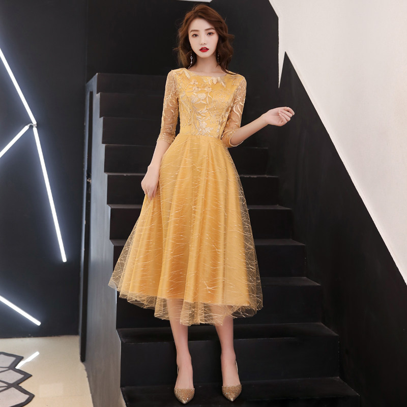 宴会气质晚礼服裙女高端名媛轻奢众小个子平时可穿黄色年会主持人在类目 女装/女士精品, 婚纱/旗袍/礼服, 礼服/晚装中 - 来自Buy2taobao.com提供专业的淘宝代购服务