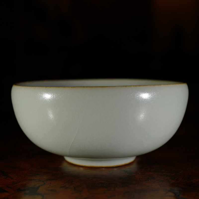 龙圣华苑 汝瓷早期仿汝釉天青开片平口杯/鼎字款仿汝釉主人杯