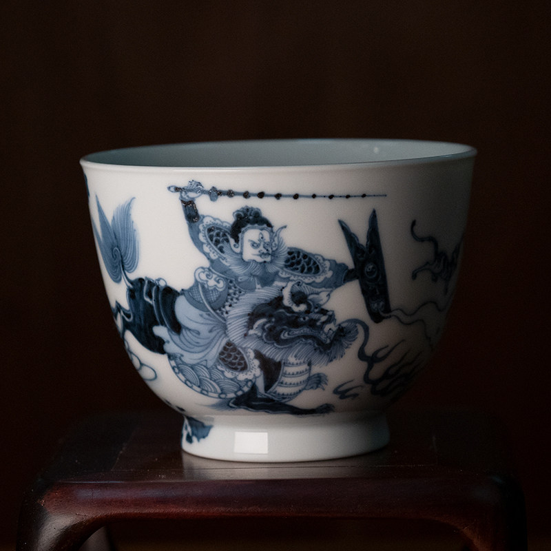 景德镇谷雨山房心斋鸿之手绘铁锈青封神之闻仲墨麒麟从流杯大茶杯