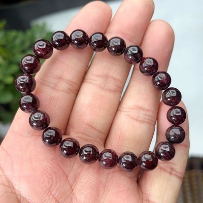 纯天然8mm+石榴石手串手链女款百分百纯天然正品酒红石榴石低价