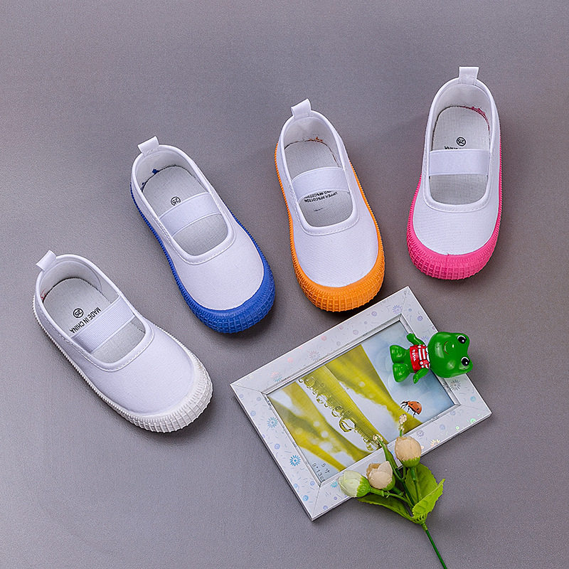 春夏女童帆布鞋室内鞋男女小童幼儿园套脚布鞋松紧时尚小白鞋百搭