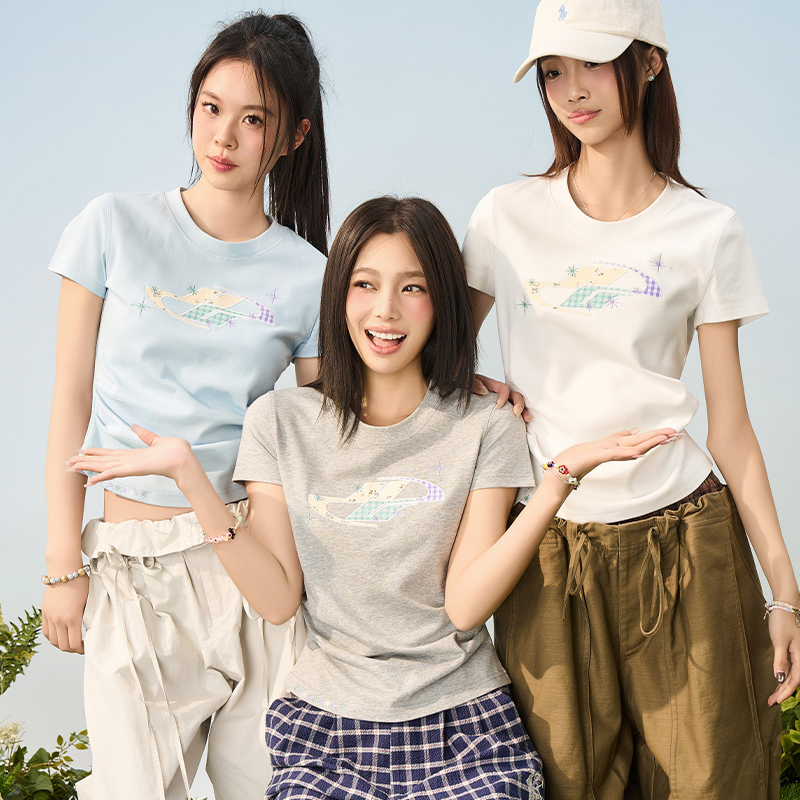 HACR｜harshandcruel童趣碎花贴布绣打褶修身圆领短袖显瘦T恤女