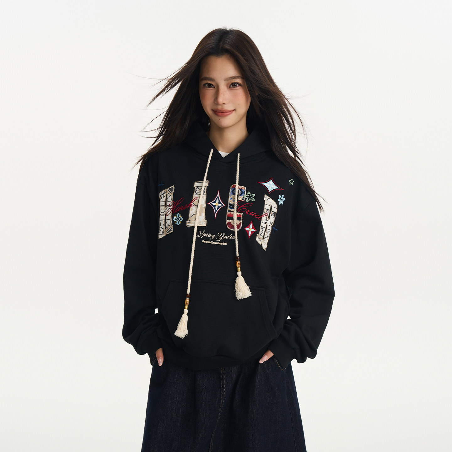 HACR民族风小飘花贴布绣帽衫 国潮潮流宽松慵懒感情侣装卫衣男女