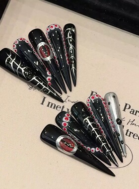 Gothic Red Eye Fake Nails Black Silver Press On Nails