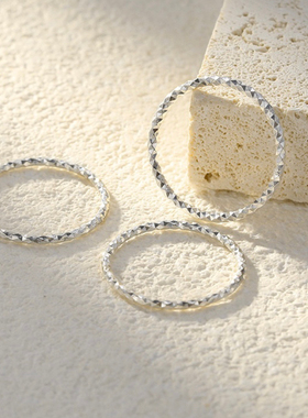 纯银波光粼粼时尚素圈开口戒指