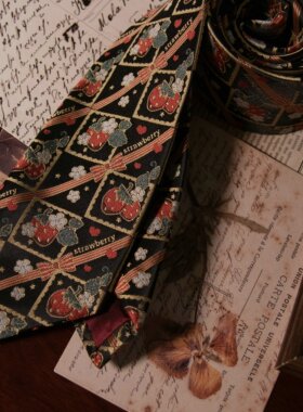 【潘特维拉】草莓礼盒 jk学院风可爱系列手打免手打领带领结小物