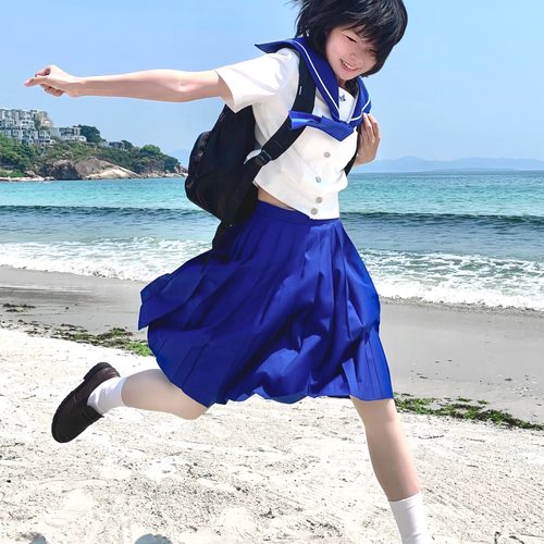 潘特维拉花绀色水手服百褶裙套装