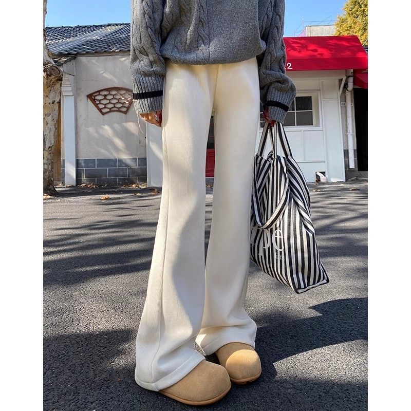 白色针织微喇显瘦长裤女