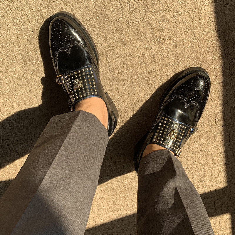 JINIWU吾倪季2025春季皮鞋孟克鞋擦蓝色牛皮油黑铆钉豹头扣搭男鞋,流行男鞋,正装皮鞋,淘宝优惠券,粉丝福利购,淘宝优惠卷