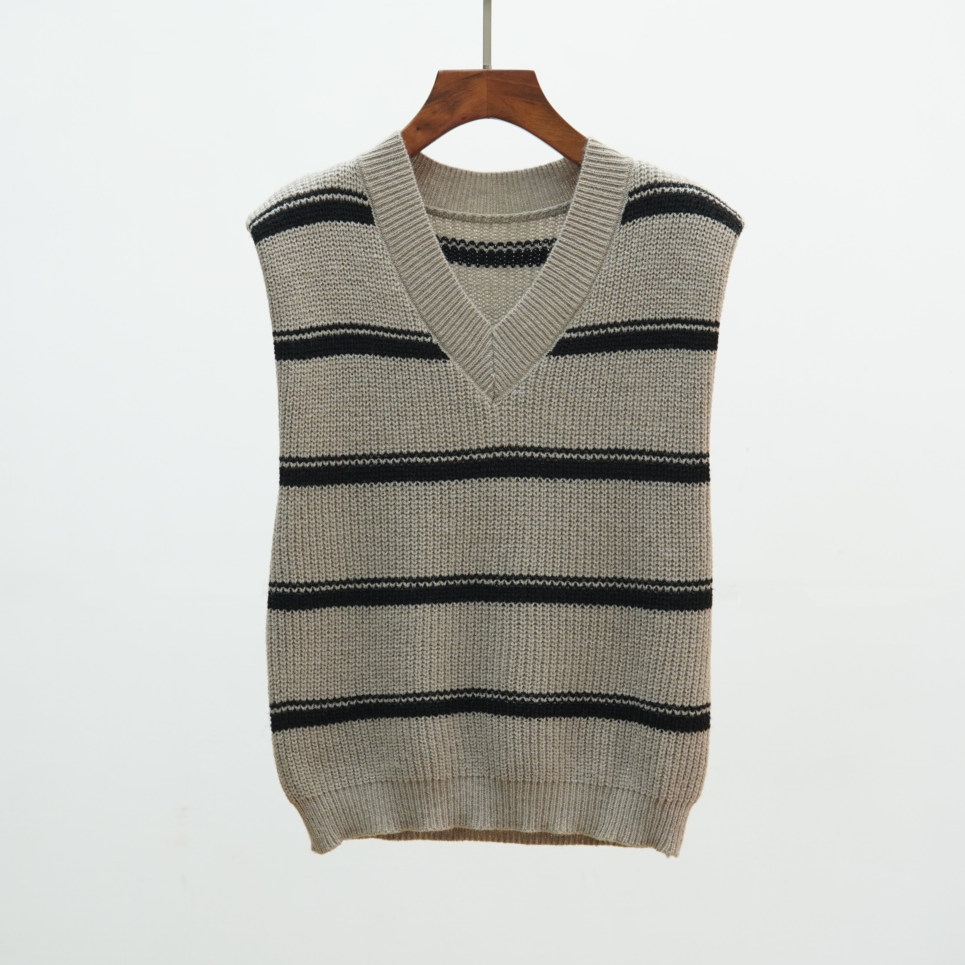 722 2025新款韩版修身显瘦套头条纹无袖针织马甲背心女叠穿坎肩