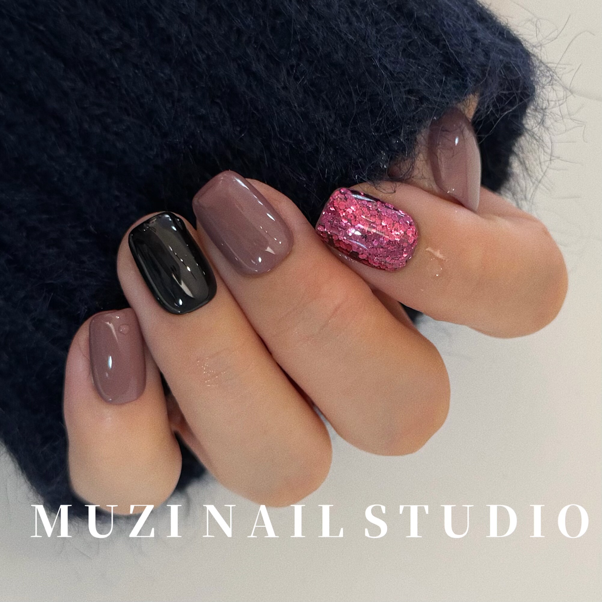 MUZINAIL·【古堡玫瑰】纯手工定制美甲海莉月光粉美甲爆闪轻奢,彩妆/香水/美妆工具,穿戴甲/甲片,淘宝优惠券,粉丝福利购,淘宝优惠卷