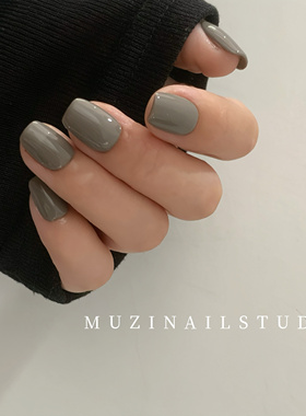 【MUZI穿戴甲】秋冬新款高级感气质灰色纯色显白短款美甲成品