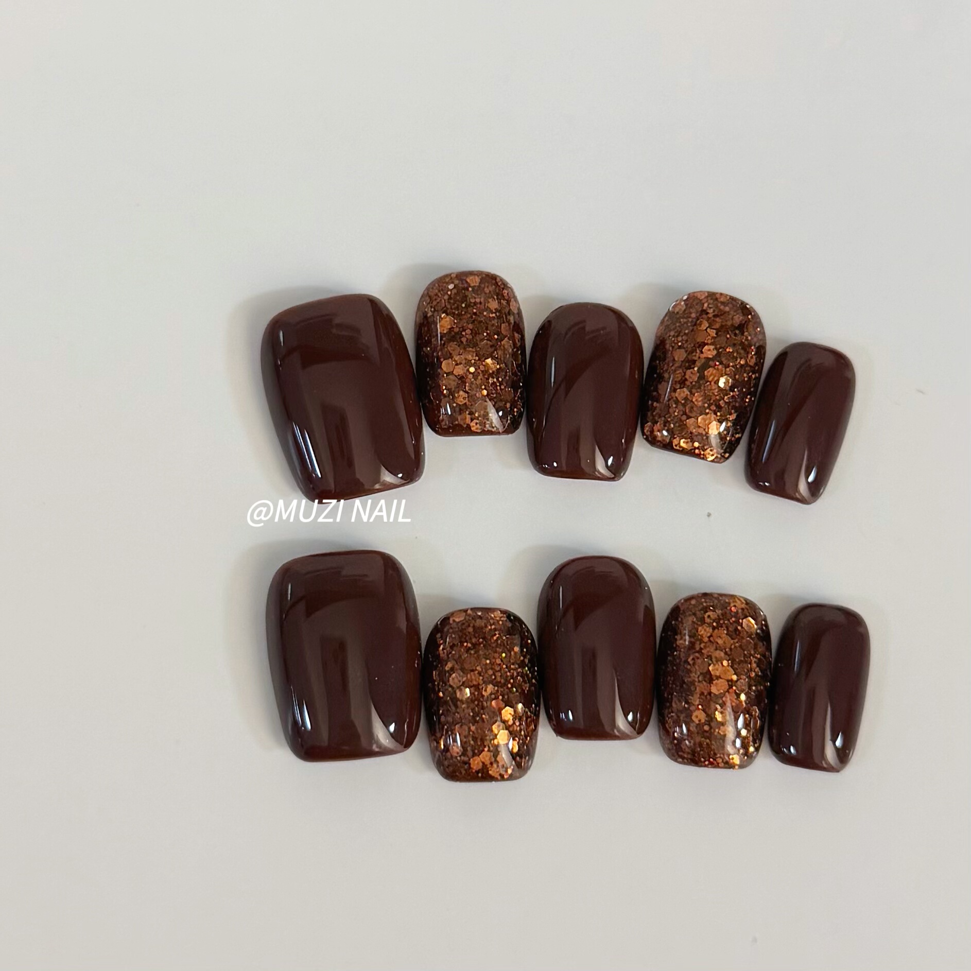 MUZINAIL·【焦糖可可】纯手工定制美甲韩风亮片短款美甲爆闪轻奢,彩妆/香水/美妆工具,穿戴甲/甲片,淘宝优惠券,粉丝福利购,淘宝优惠卷
