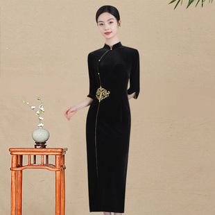 黑色金丝绒刺绣长旗袍女复古风七分袖修身显瘦新中式日常平时可穿