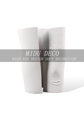 陶瓷装饰现代客厅人脸