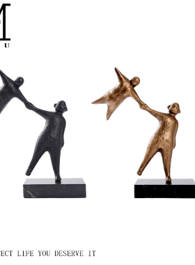 轻奢抽象人物样板房电视柜工艺品