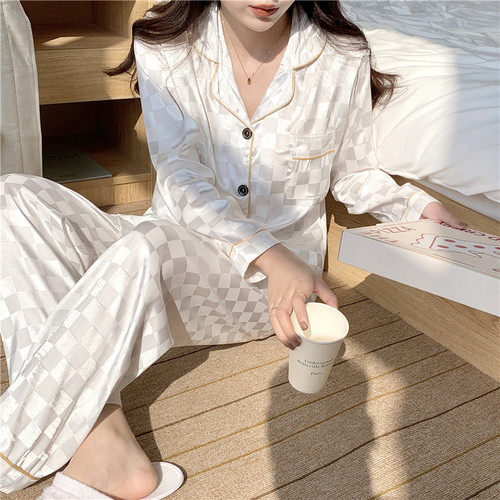 Real shooting of 2022 new style pajamas women's ice lattice can wear long sleeve suit, real silk two-piece home clothes