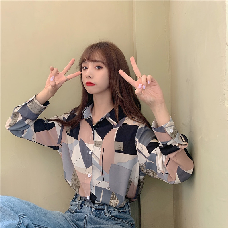 Real shot hong kong style retro niche printed shirt early spring Korean version Lapel long sleeve cardigan fashion