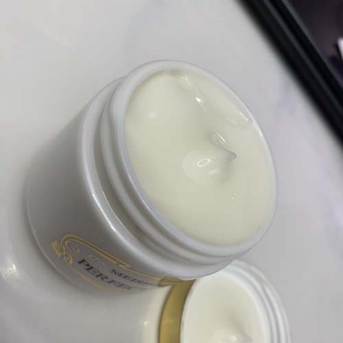 有盒无期实到26.11 日进明色经典多效啫喱霜60ml 多合一滋养保湿