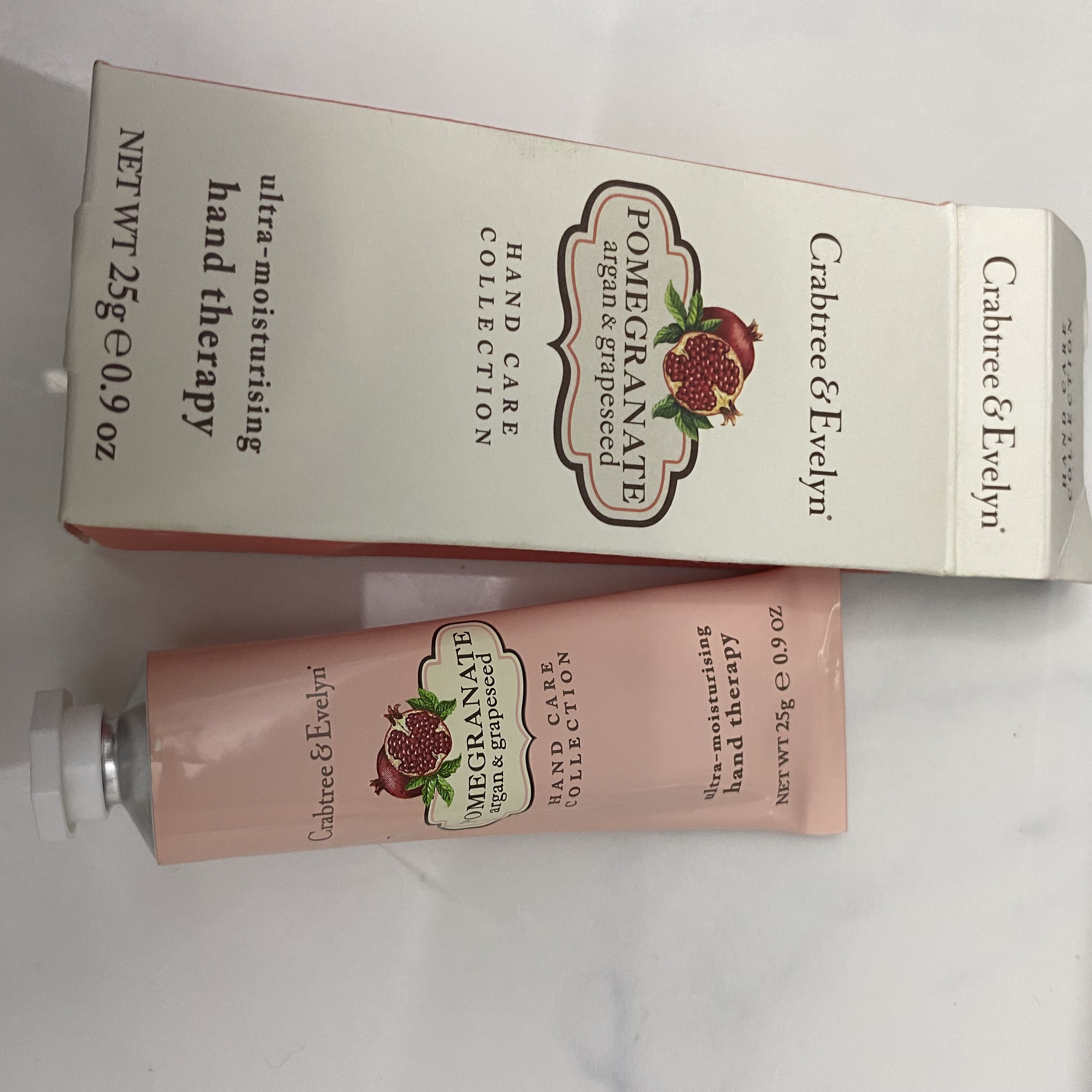 不退 高端 瑰柏翠红石榴护手霜25g 超值 难得到惊讶