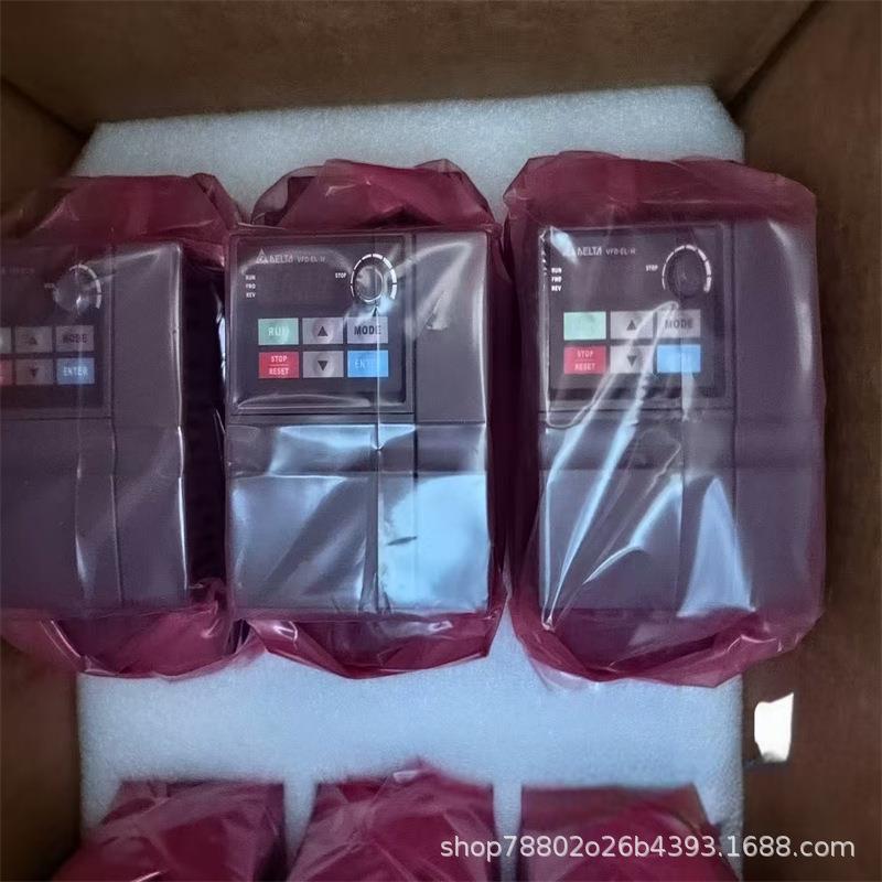 VFD037CB43A-20   VFD007CB21A-21质保一年议价