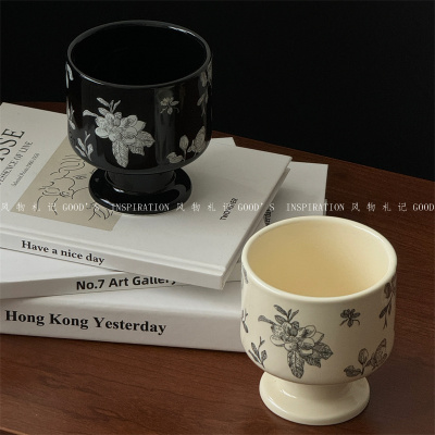 经典小香风！中古山茶花高脚杯子