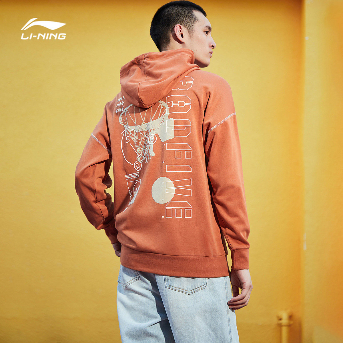 李宁秋季新款男子反伍卫衣