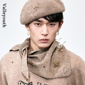 鑫星 复古法绣手工钉珠软糯羊毛秋冬百搭三角领围巾 山谷少年原创