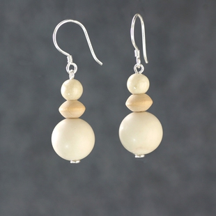 卡其色白化石纯银耳环女原创设计高级感网红法式复古文艺特色耳坠