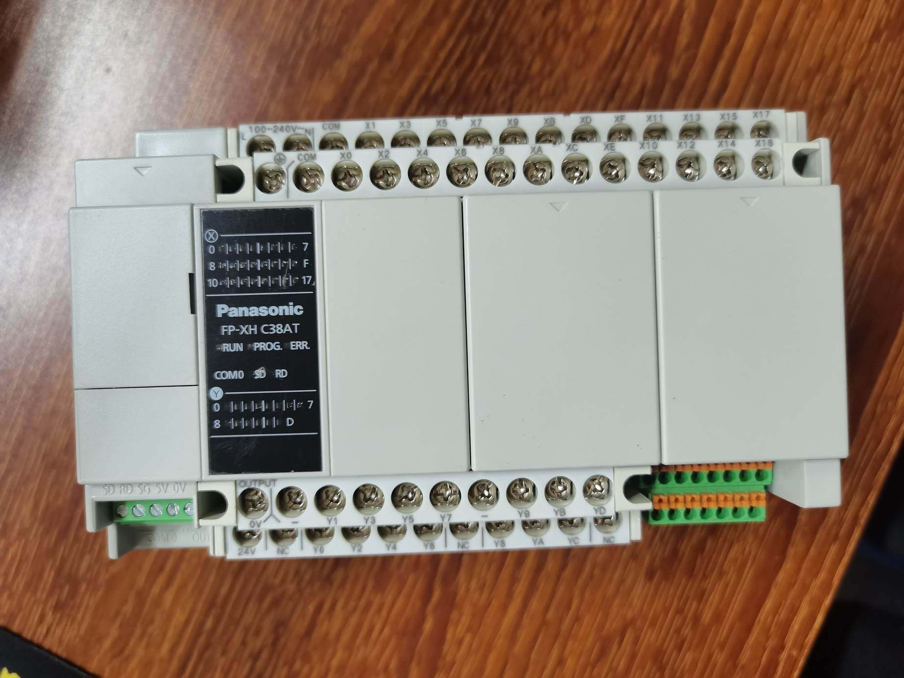 松下plc fp-xh c38at非常新测试非常好用放心购买