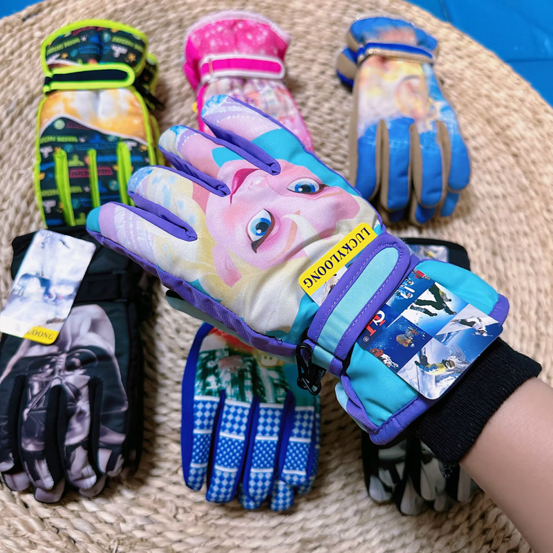 特价10-16岁儿童滑雪保暖手套冬季加厚玩雪防水男女孩棉闷子五指