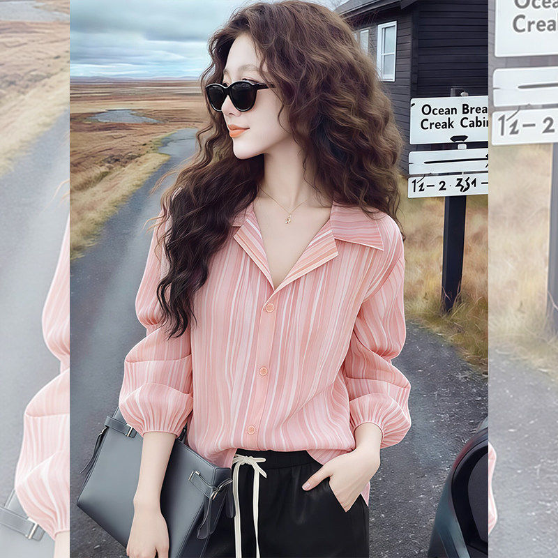 粉色条纹衬衫衬衫春装女款2026年新款今年流行爆款独特超好看上衣