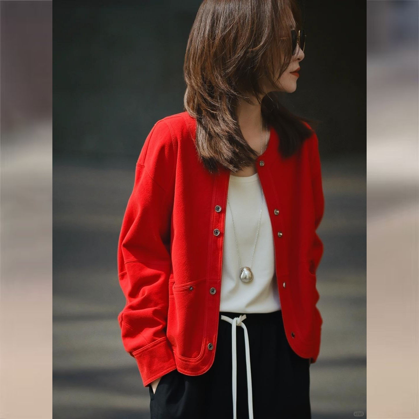 法式红色圆领短外套女款2025秋新款今年流行爆款百搭休闲夹克上衣
