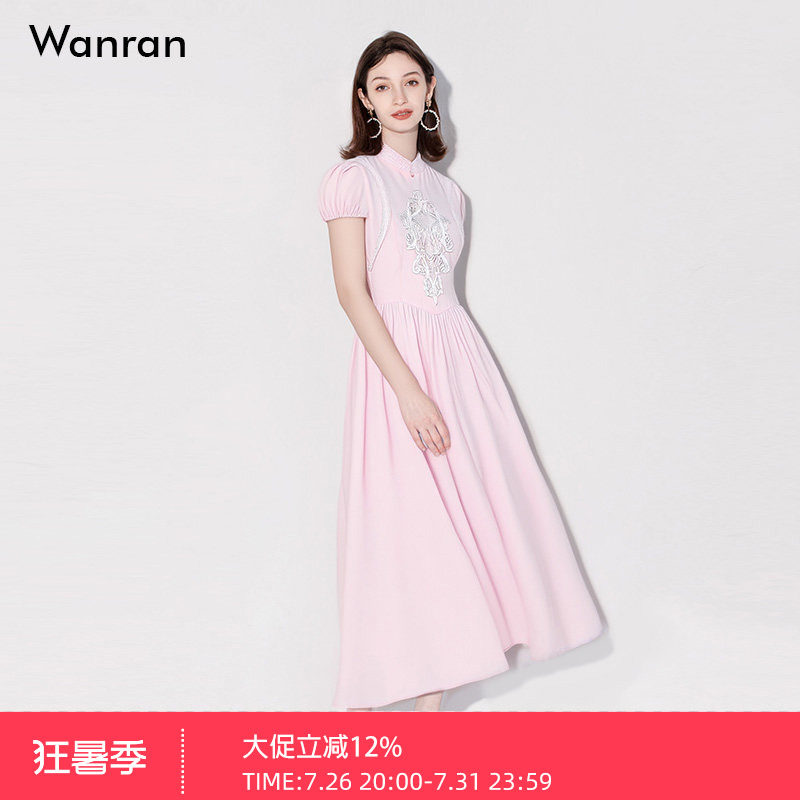 2026年夏季新款优雅新中式蕾丝花边装饰收腰大摆粉色长款连衣裙