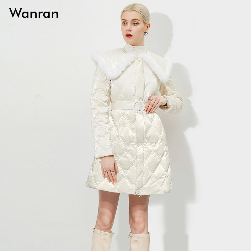 2025冬季新款女装时尚大翻领收腰显瘦保暖羽绒服女中长款修身外套