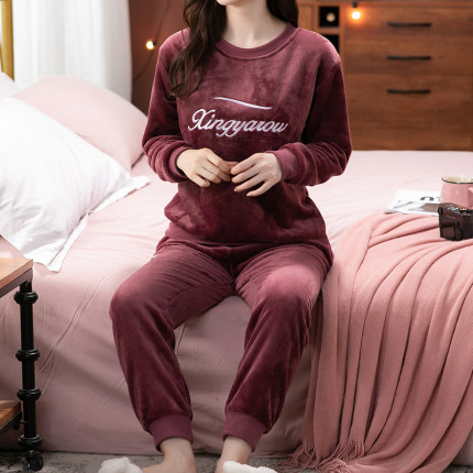 中老年珊瑚绒睡衣女冬季加绒加厚宽松大码法兰绒家居服套装可外穿
