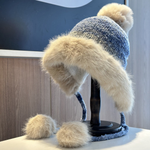 2025新款加厚加绒毛球针织毛线帽子女冬季防寒保暖护耳渐变雷锋帽