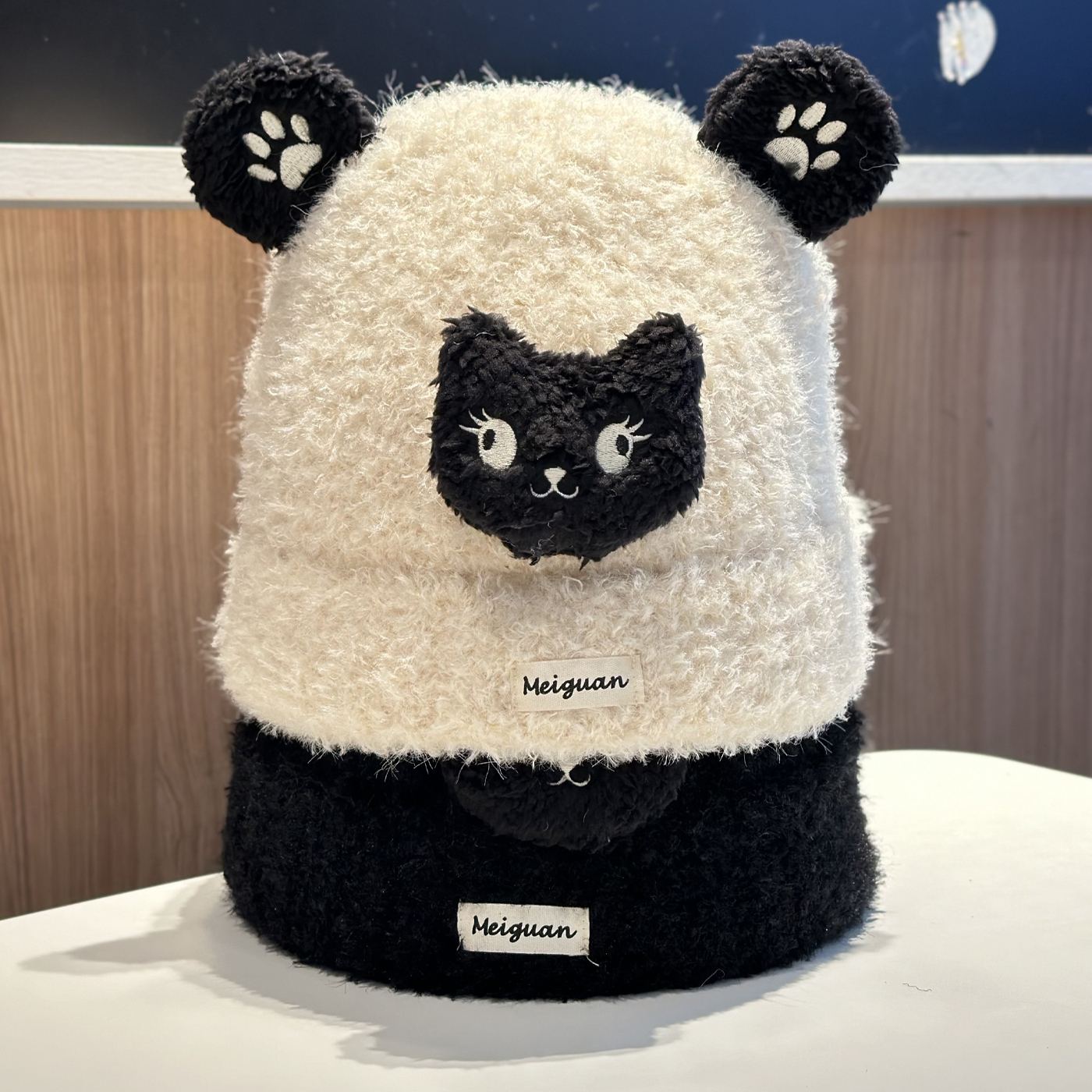 可爱尾巴猫咪造型毛绒帽子女