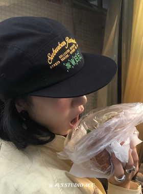 早秋新款ig博主同款平檐复古鸭舌帽女显脸小软顶学院风格子棒球帽