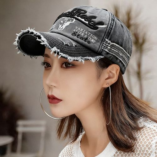女复古刺绣字母水洗棒球帽