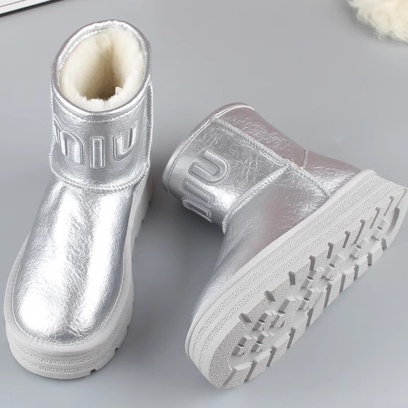 冬季真皮全羊毛雪地靴女保暖防滑