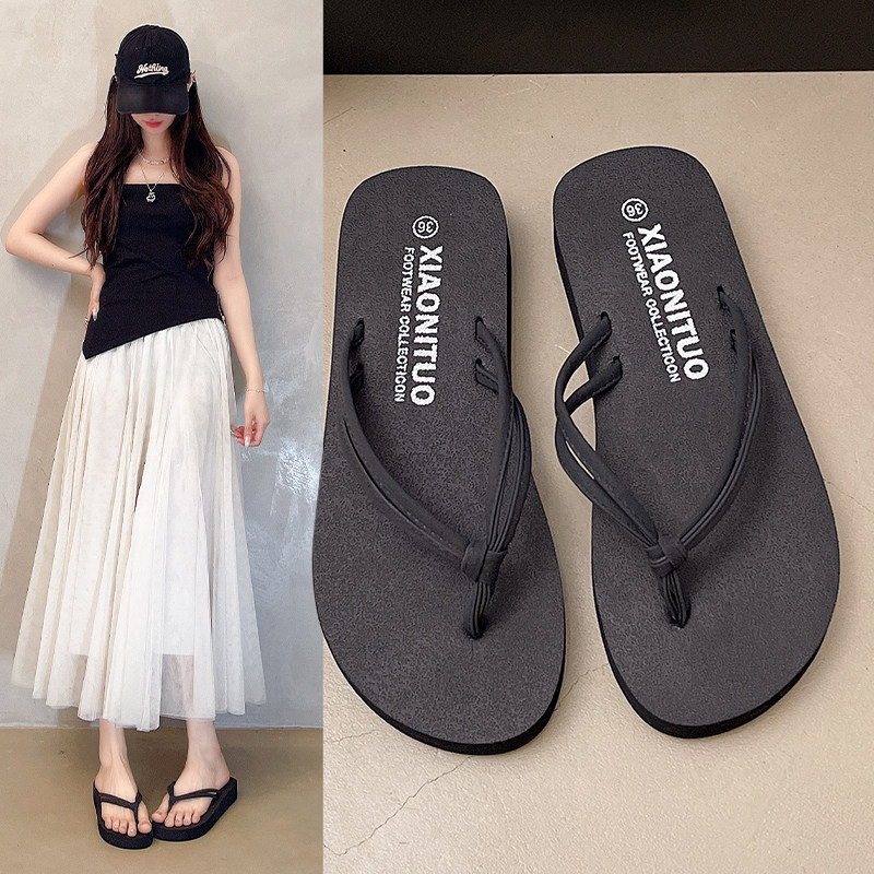 简约百搭细带人字拖女夏天